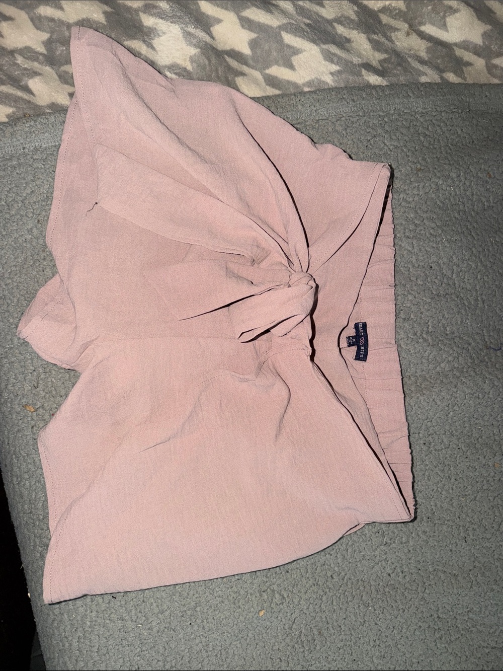 Heart Hips Light Pink Tie-Front women’s shorts